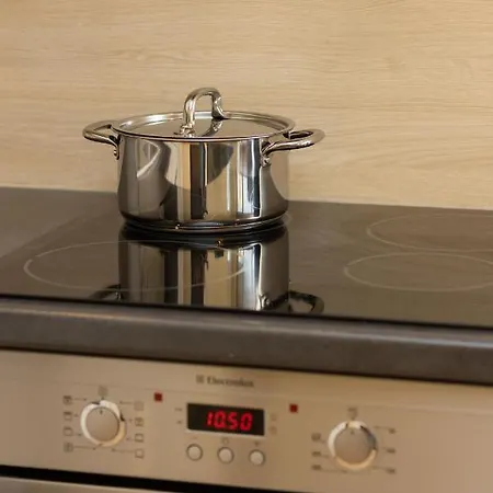 Praga Family With Parking By Renters * Varsovia