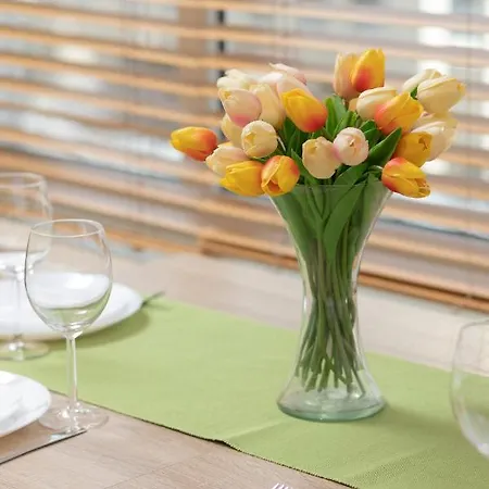 Praga Family With Parking By Renters Appartement *