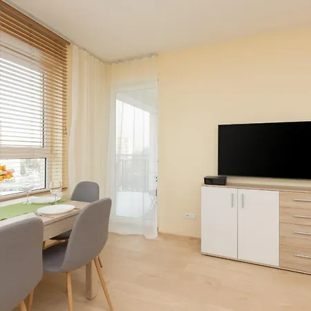 Praga Family With Parking By Renters Warszawa